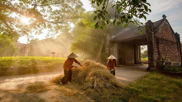 Trở về những quê hương tâm tưởng