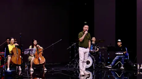Cảm xúc của nghệ sĩ Hà Nội khi hát về Điện Biên