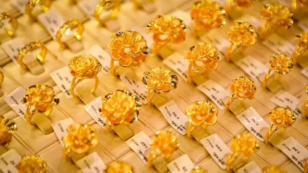 Giá vàng sáng 31/5 giảm mạnh