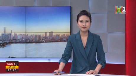 Hà Nội: 3 xe buýt đâm liên hoàn khi vào bến