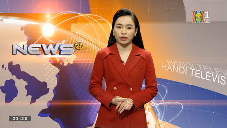 Người dân xếp hàng từ sớm tham quan tháp nước Hàng Đậu