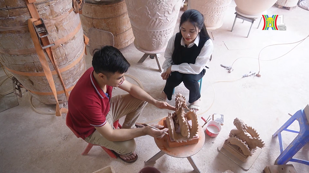Độc đáo sản phẩm OCOP gốm điêu khắc |  Mỗi xã một sản phẩm | 06/11/2023
