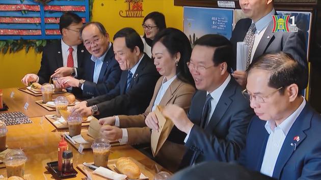 Chủ tịch nước thưởng thức bánh mì 'xin chào' ở Tokyo