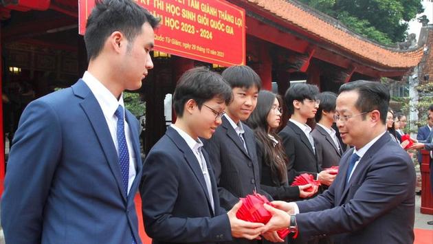 Hà Nội có 13 học sinh đủ điều kiện dự thi Olympic