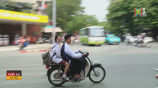 Cán bộ tận tụy với công việc, nhiệt tình giúp dân | Người tốt quanh ta | 09/05/2024
