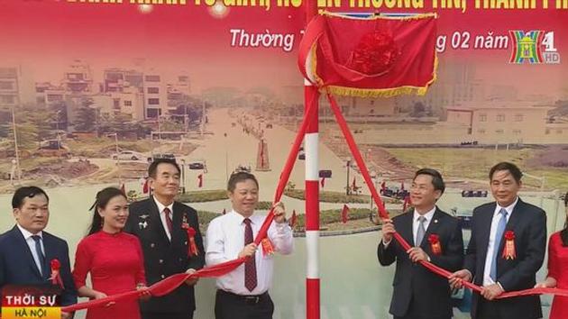 Gắn biển hai tuyến đường mới tại huyện Thường Tín