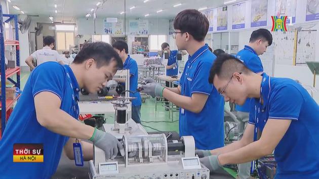 Huấn luyện viên Mai Đức Chung tái xuất
