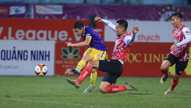 Vấn đề gây tranh cãi của bóng đá Việt Nam