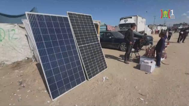 Thiếu điện người dân Gaza tìm đến năng lượng mặt trời