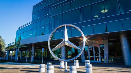 Mercedes-Benz thương hiệu ô tô giá trị nhất thế giới 