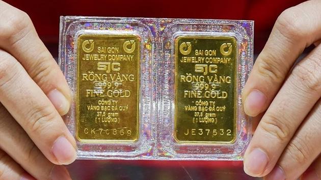 Giá vàng chạm mức 80 triệu đồng/lượng