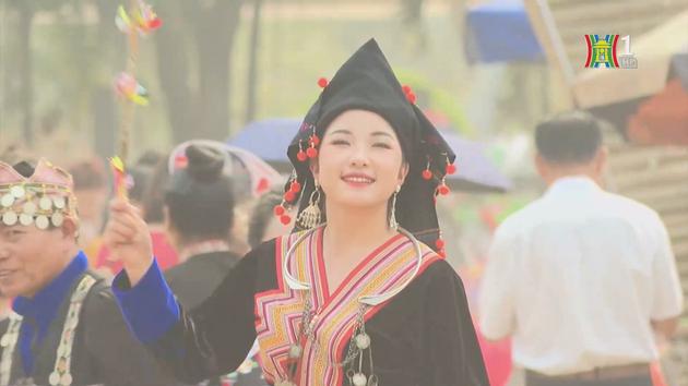 Lễ hội Hoa ban Điện Biên rực rỡ sắc màu văn hóa