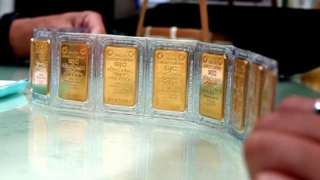 Giá vàng hôm nay (18/3) vẫn sát mức 82 triệu đồng/lượng