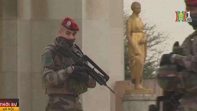 Pháp tăng cường lực lượng chống khủng bố