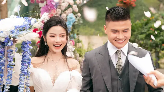  Quang Hải chi hơn nửa tỷ cho hoa tươi trang trí đám cưới