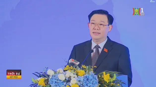 Chủ tịch Quốc hội dự Diễn đàn Chính sách tại Thượng Hải