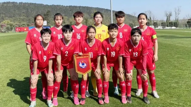 U16 nữ Việt Nam chiến thắng ấn tượng tại UEFA