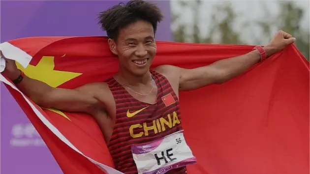 Dàn xếp lộ liễu, VĐV marathon Trung Quốc bị tước huy chương