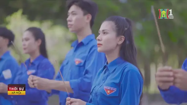 Tuổi trẻ Việt Nam hướng về Điện Biên Phủ