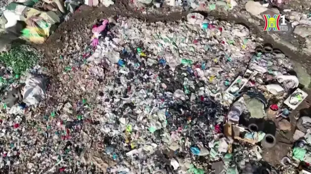 Trái đất và cuộc chiến với rác thải nhựa