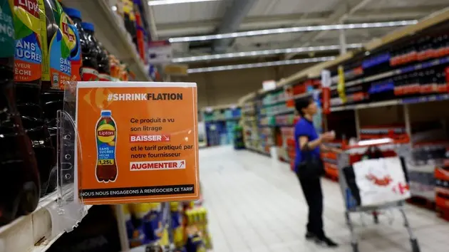 Pháp yêu cầu siêu thị dán nhãn sản phẩm tăng giá trá hình