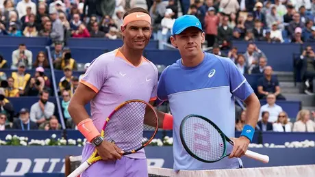 Rafael Nadal hạ gục Alex de Minaur tại Madrid mở rộng