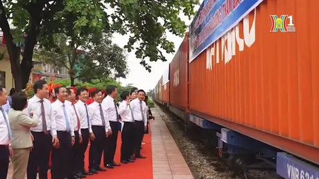 Khai trương chuyến tàu đầu tiên chở hàng liên vận quốc tế