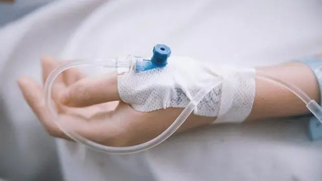 Rước bệnh vì thói quen tự ý truyền đạm tại nhà