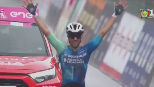 Andrea Vendrame về nhất chặng 19 giải đua xe đạp Giro D’Italia
