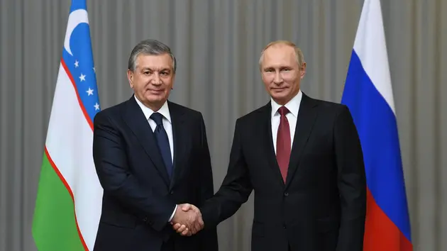 Tổng thống Nga Putin thăm Uzbekistan