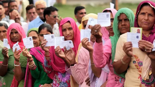 Ấn Độ bắt đầu kiểm phiếu tổng tuyển cử