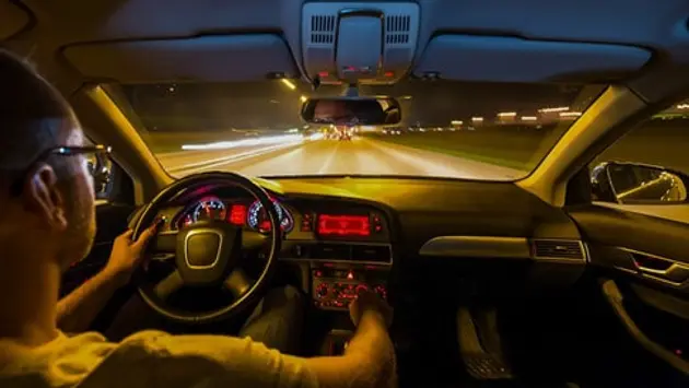 Học viên được phép học lái xe ban đêm 