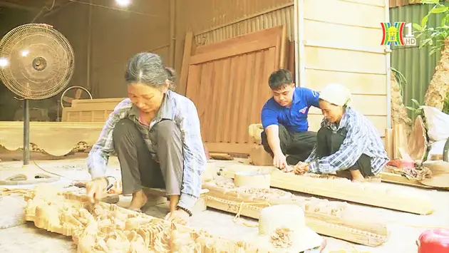 Hà Nội cam kết cùng đồng hành phát triển làng nghề

