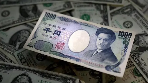 Đồng yên suy yếu và ảnh hưởng đến kinh tế Nhật Bản