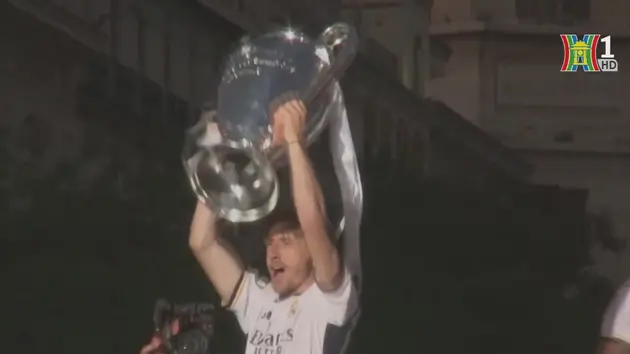 Luka Modric gắn bó với Real Madrid thêm 1 năm


