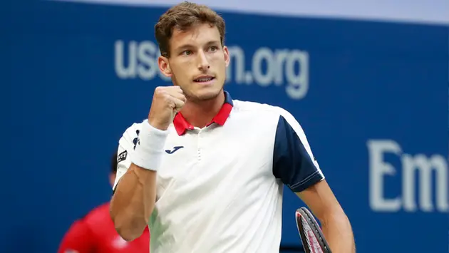 Tay vợt Pablo Carreno Busta vượt qua Alekxandar Vukic 