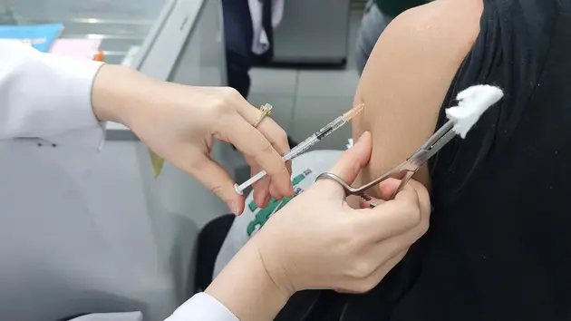 TP. HCM tiêm vaccine sởi xuyên kỳ nghỉ lễ 2/9