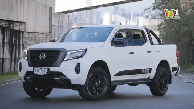 Nissan Navara có thêm phiên bản Black Edition