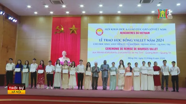 Trao học bổng Vallet cho học sinh, sinh viên Việt Nam 