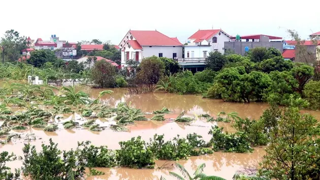 Hưng Yên phát lệnh báo động 3 trên sông Hồng