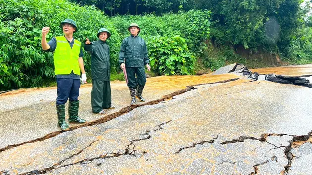 Cấp 1.500 rọ thép hỗ trợ Hà Giang gia cố đường