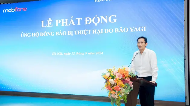 MobiFone ủng hộ đồng bào thiệt hại do bão số 3