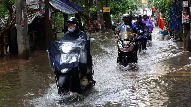 Mưa ngập nhiều tuyến đường tại Tam Kỳ - Quảng Nam