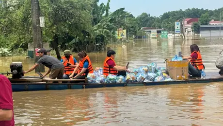 Mỹ Đức: Bác tin lái đò chùa Hương bị cắt suất