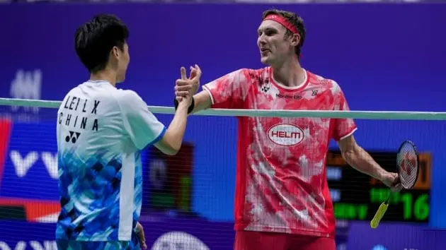 Viktor Axelsen dừng bước tại vòng 1 giải cầu lông Trung Quốc