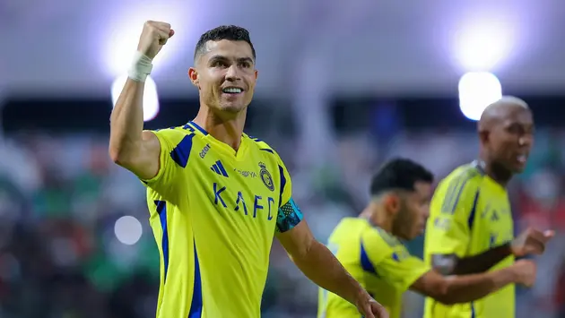 Ronaldo ghi bàn giúp Al Nassr thắng Al Ettifaq