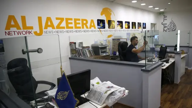 Israel đột kích, đóng cửa văn phòng Đài truyền hình Al Jazeera