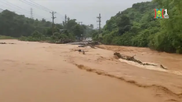 Ứng phó với lũ trên sông Thao