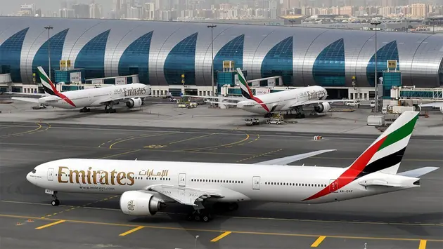 Emirates Airlines cấm hành khách mang máy nhắn tin, bộ đàm