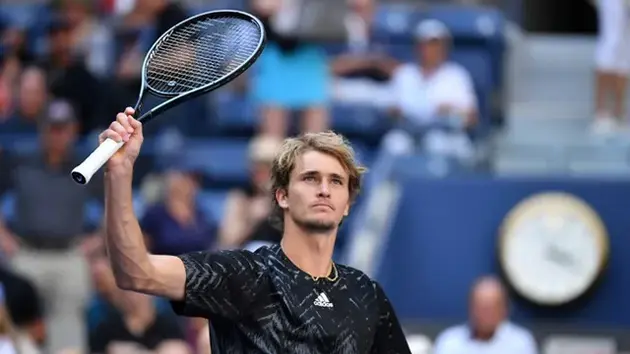 Alexander Zverev tiến vào vòng 4 Thượng Hải Masters